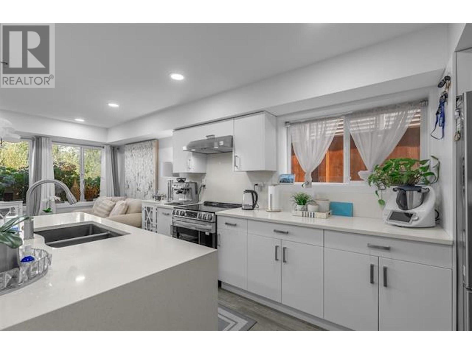 23849 103a Avenue Property Photo 33