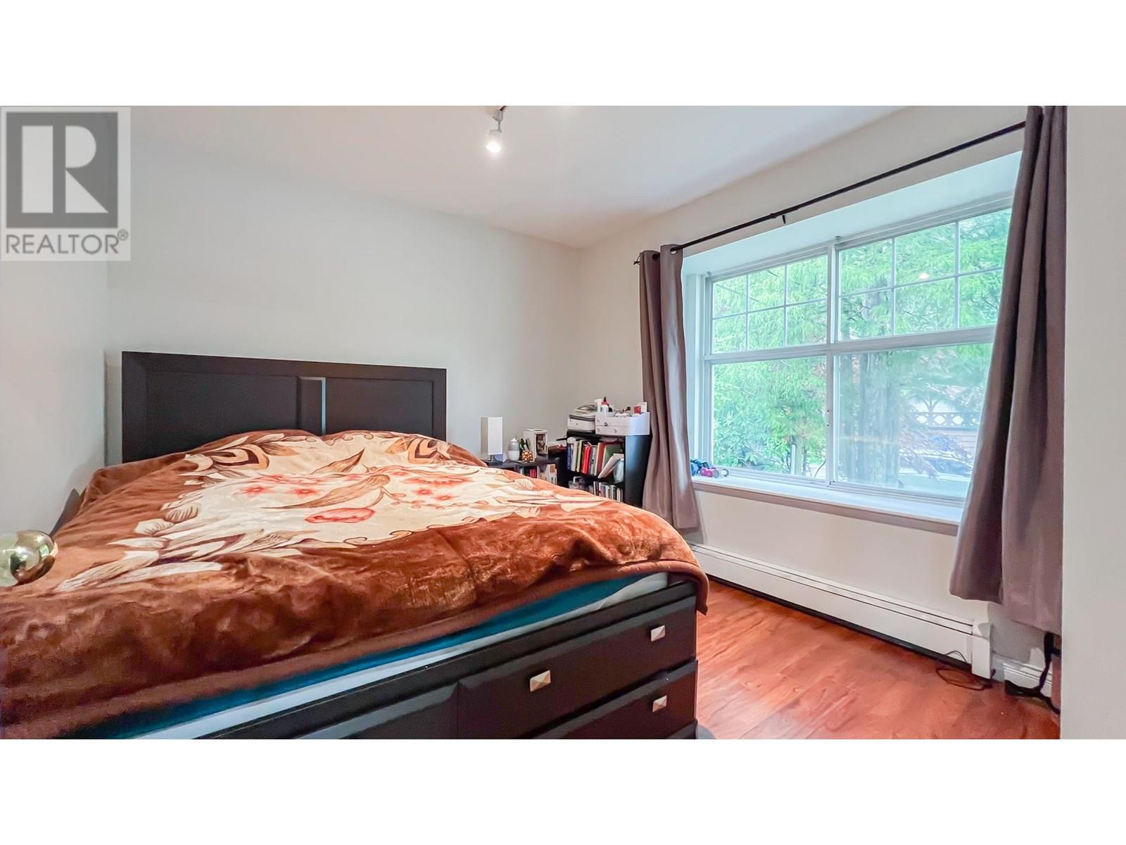 1553 Burrill Avenue Property Photo 10