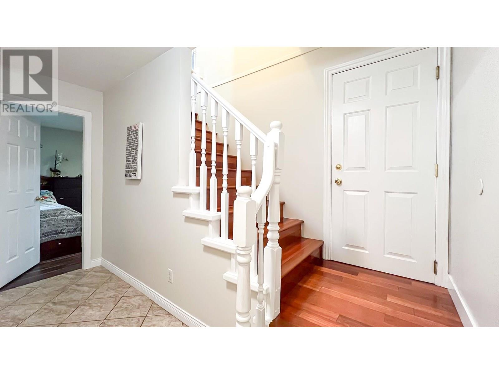 1553 Burrill Avenue Property Photo 15
