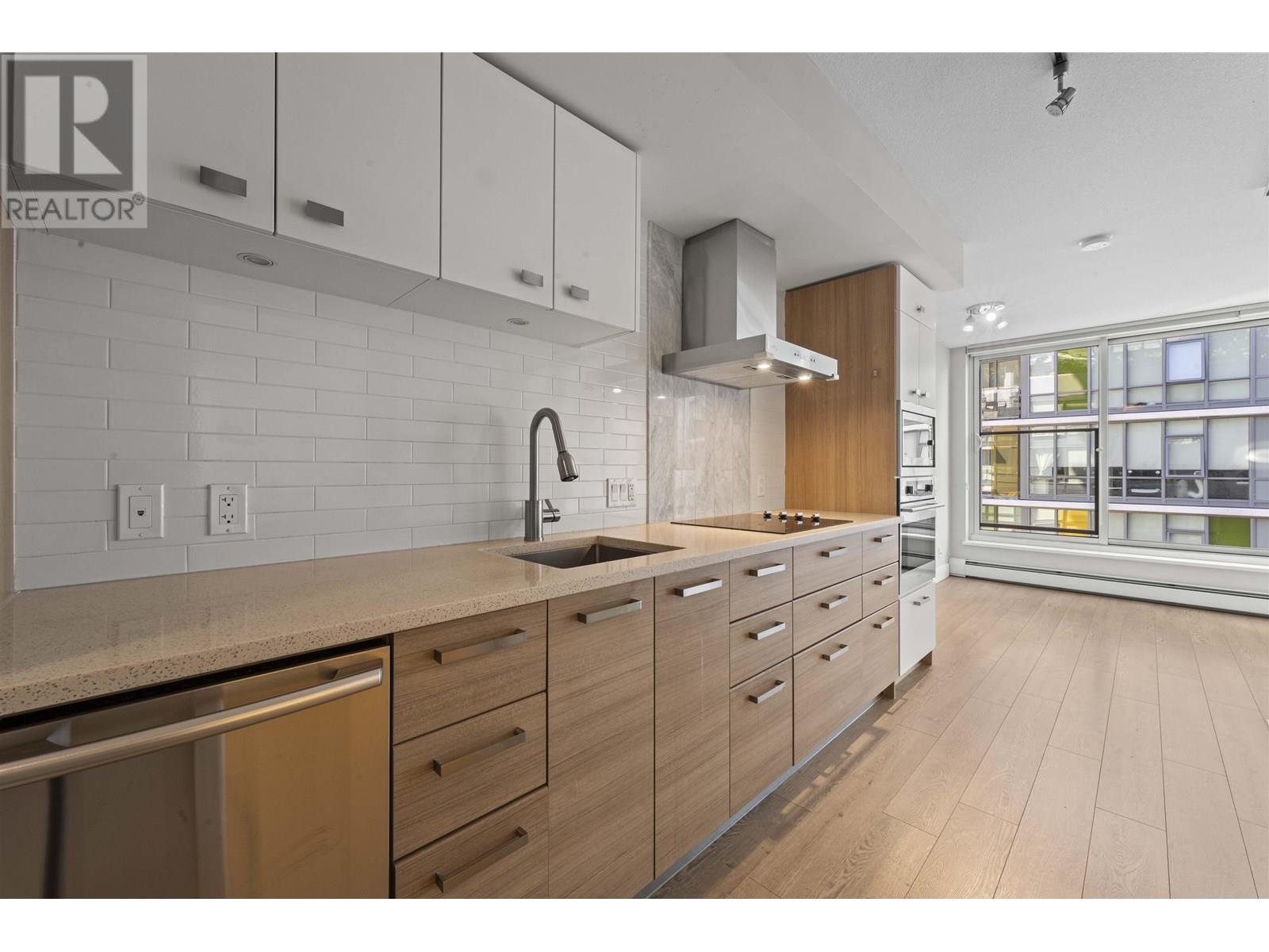 516 1783 Manitoba Street Property Photo 4