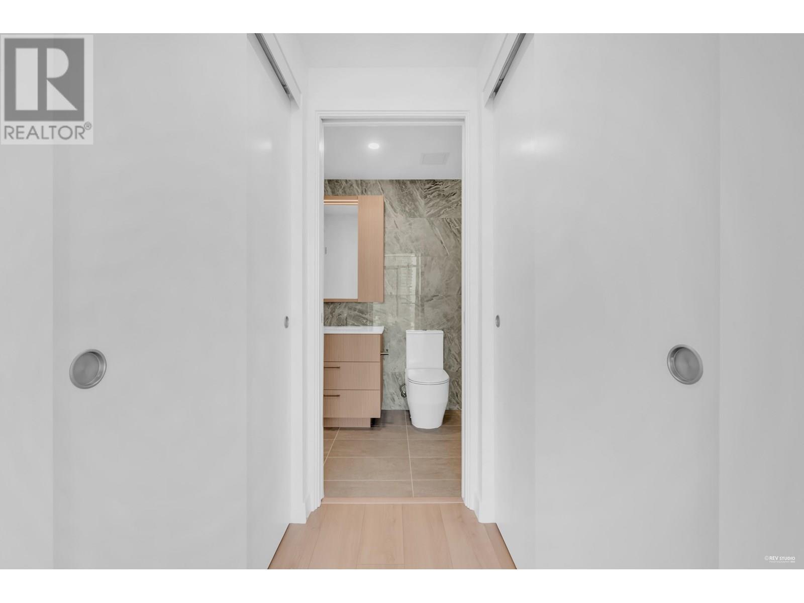 1507 6468 Willingdon Avenue Property Photo 6