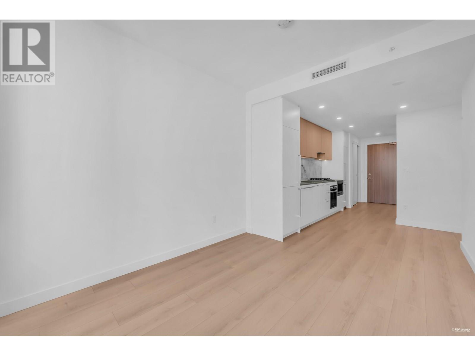 1507 6468 Willingdon Avenue Property Photo 9
