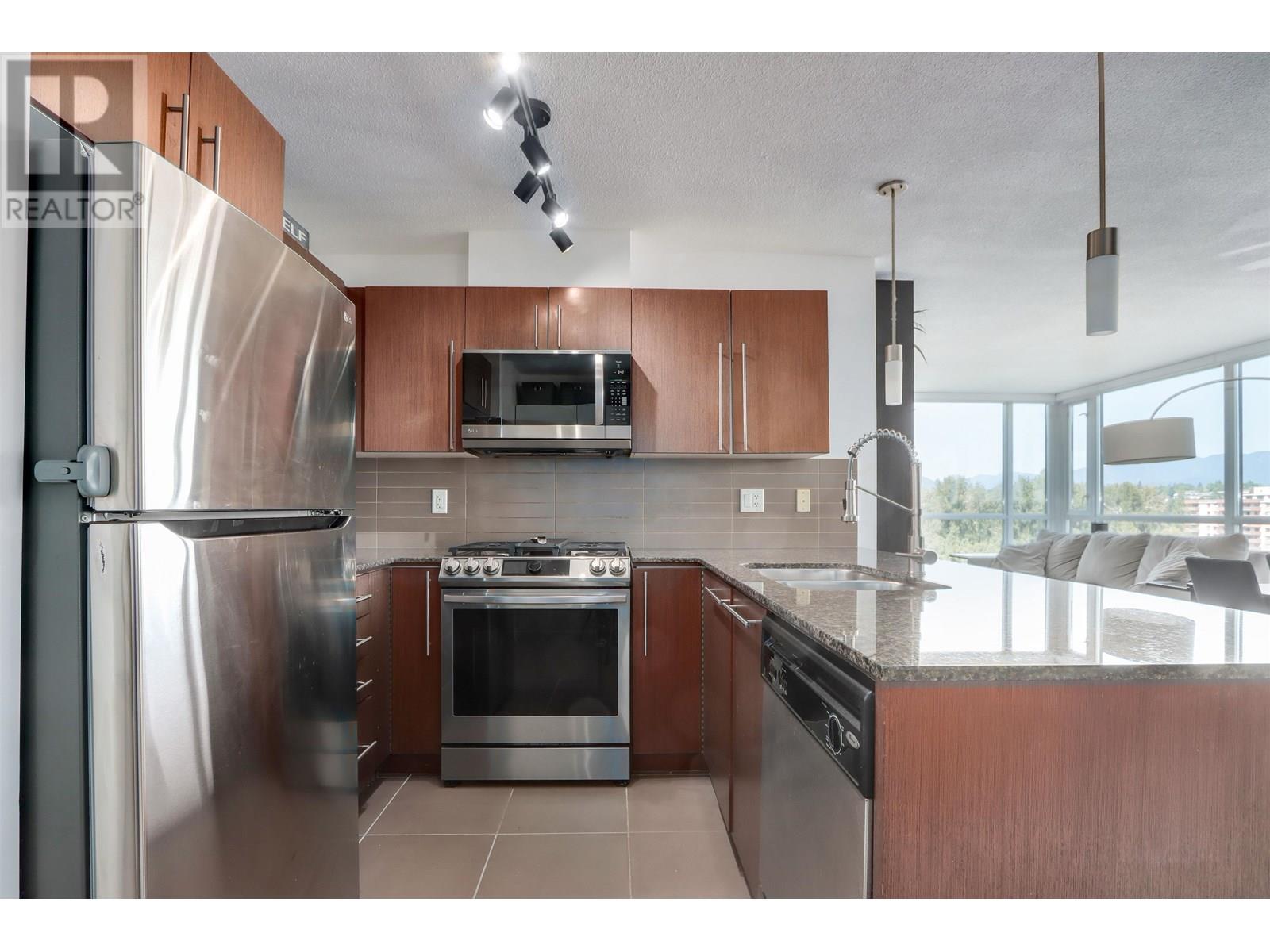 1706 4888 Brentwood Drive Property Photo 3