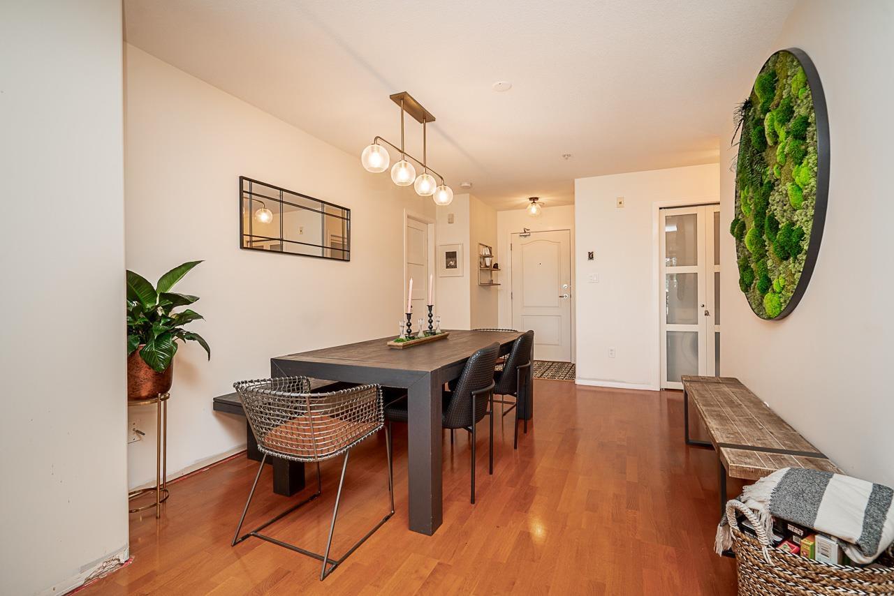 330 22020 49 Avenue Property Photo 10