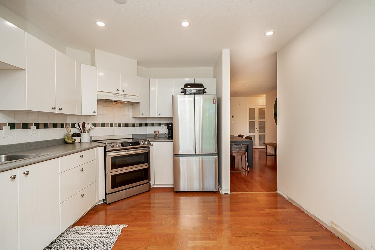 330 22020 49 Avenue Property Photo 12