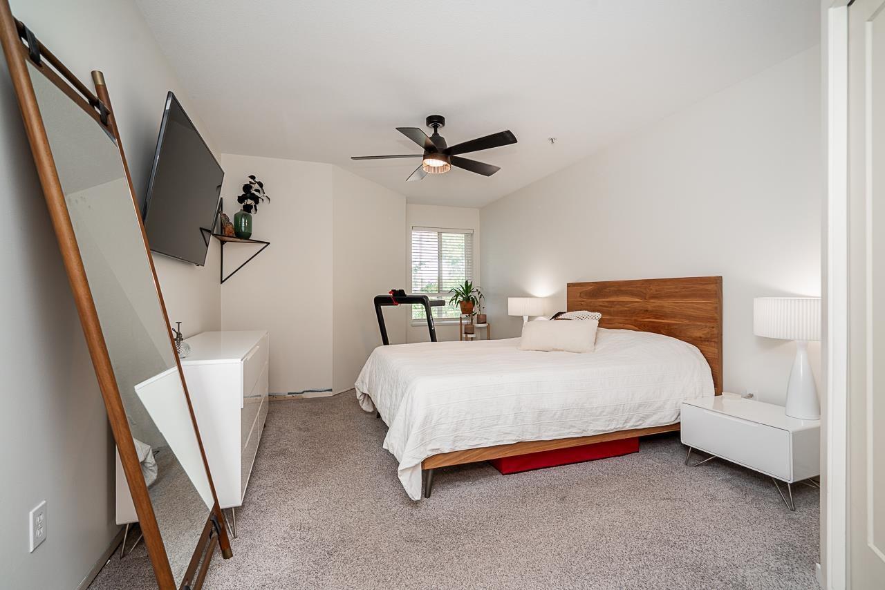 330 22020 49 Avenue Property Photo 16