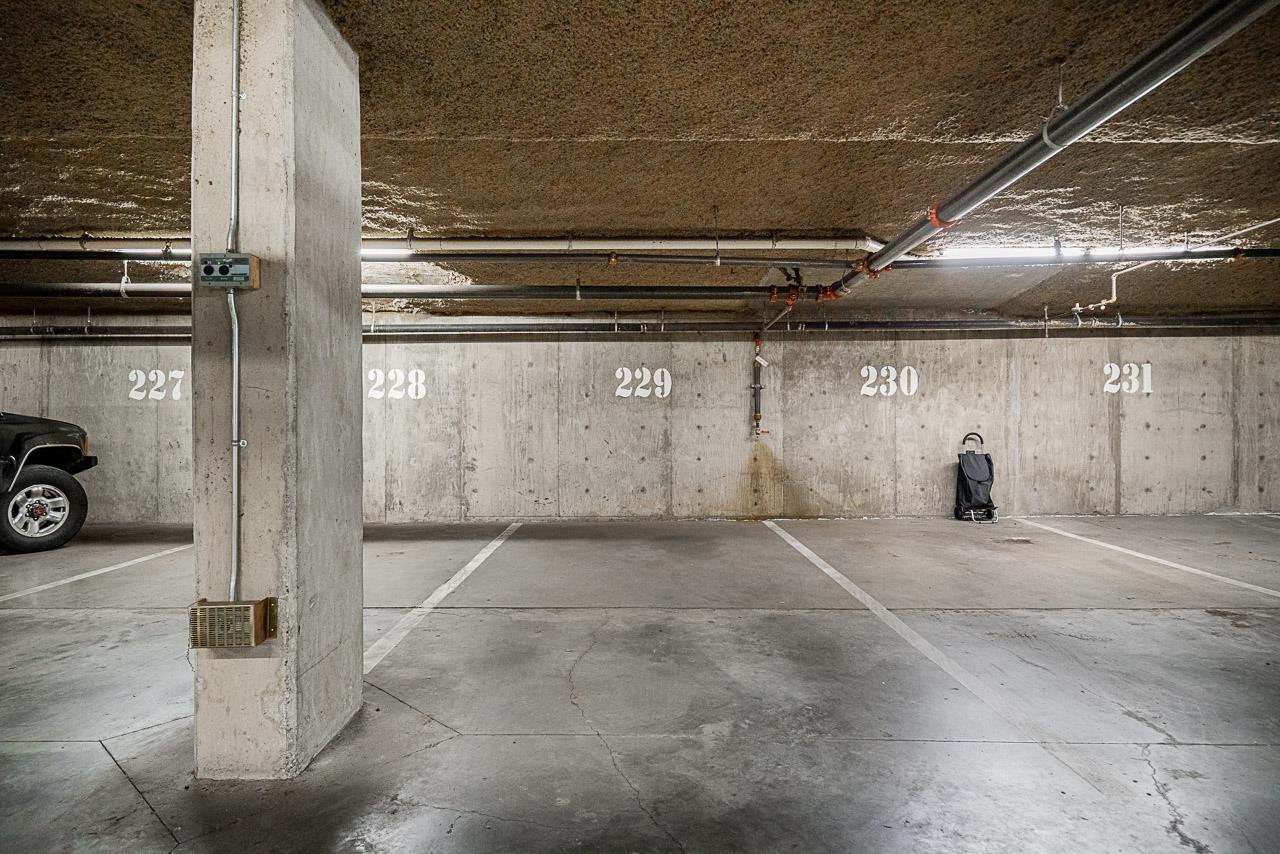 330 22020 49 Avenue Property Photo 28