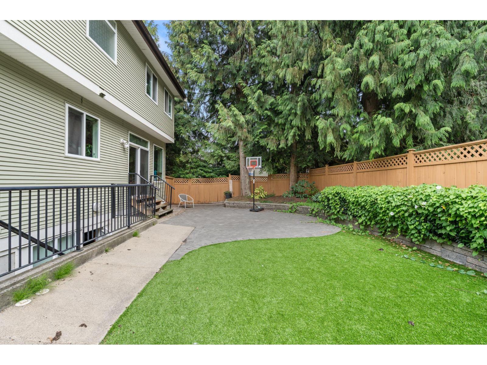 20752 Grade Crescent Property Photo 38