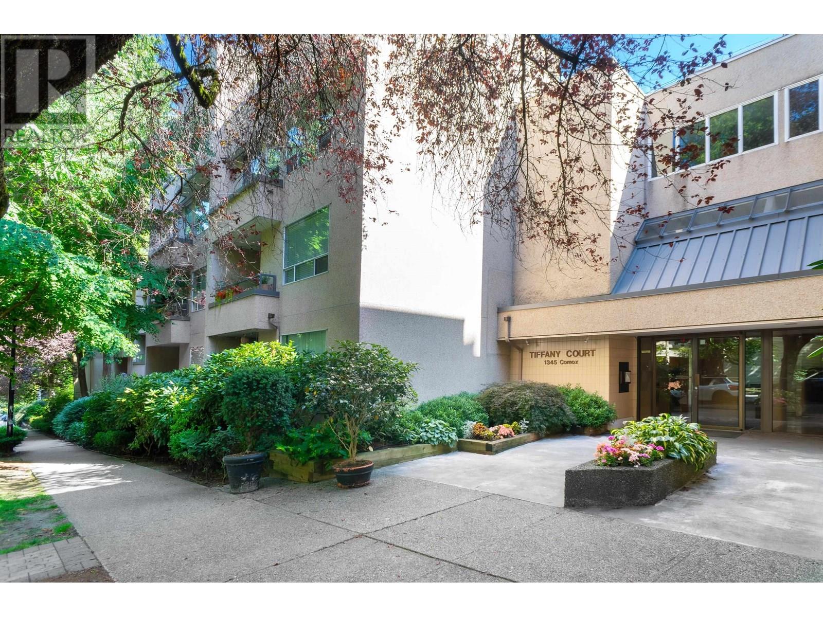 307 1345 Comox Street Property Photo 1