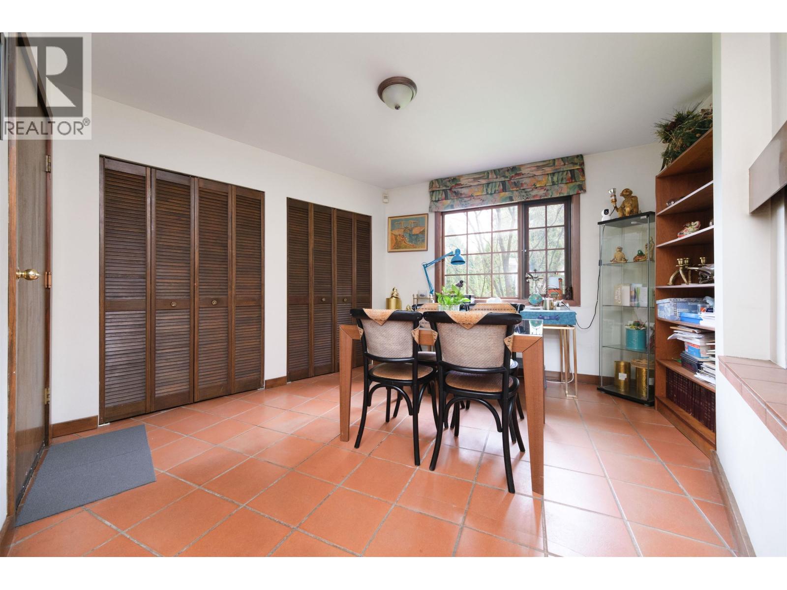 6000 Buckingham Avenue Property Photo 18