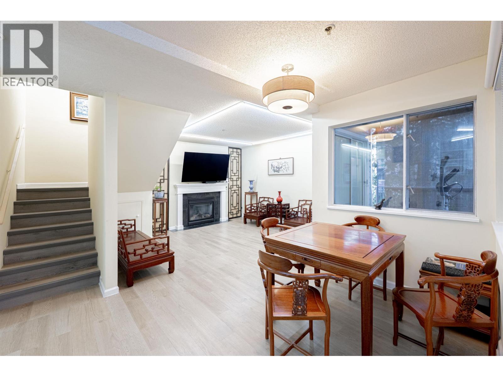 21 7345 SANDBORNE AVENUE Property Photo 1