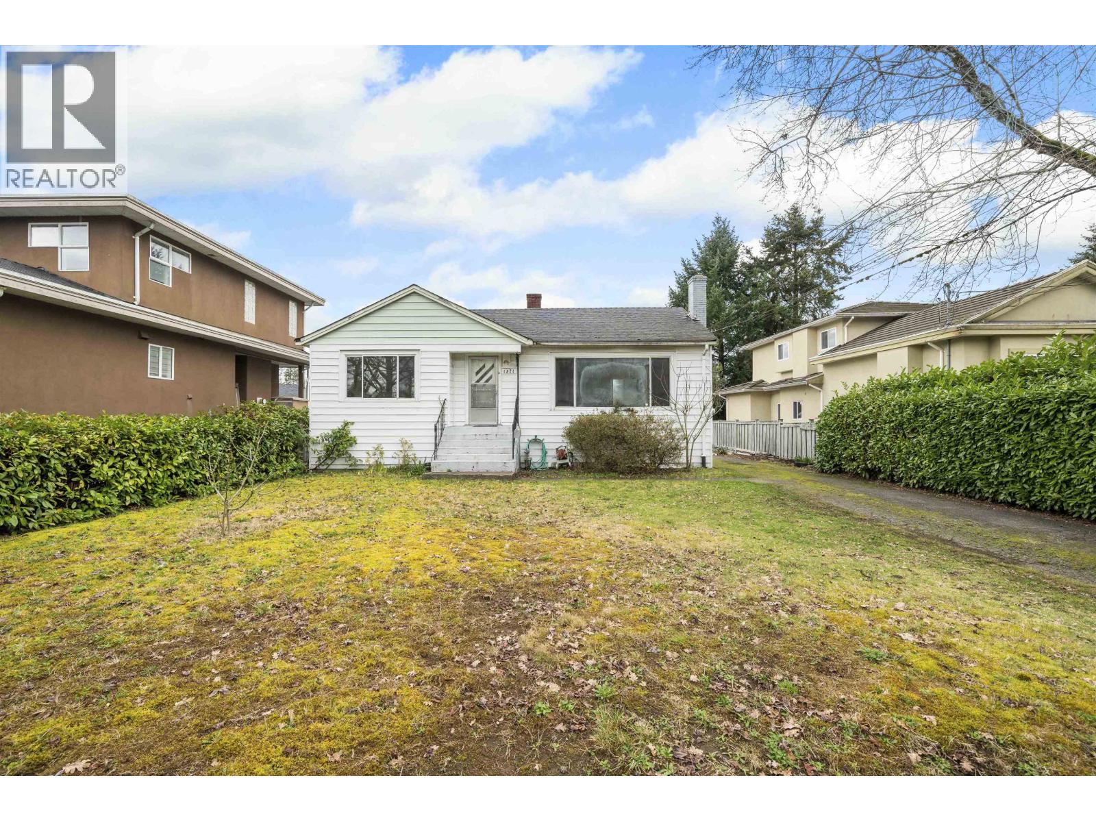 1371 Duthie Avenue Property Photo 1