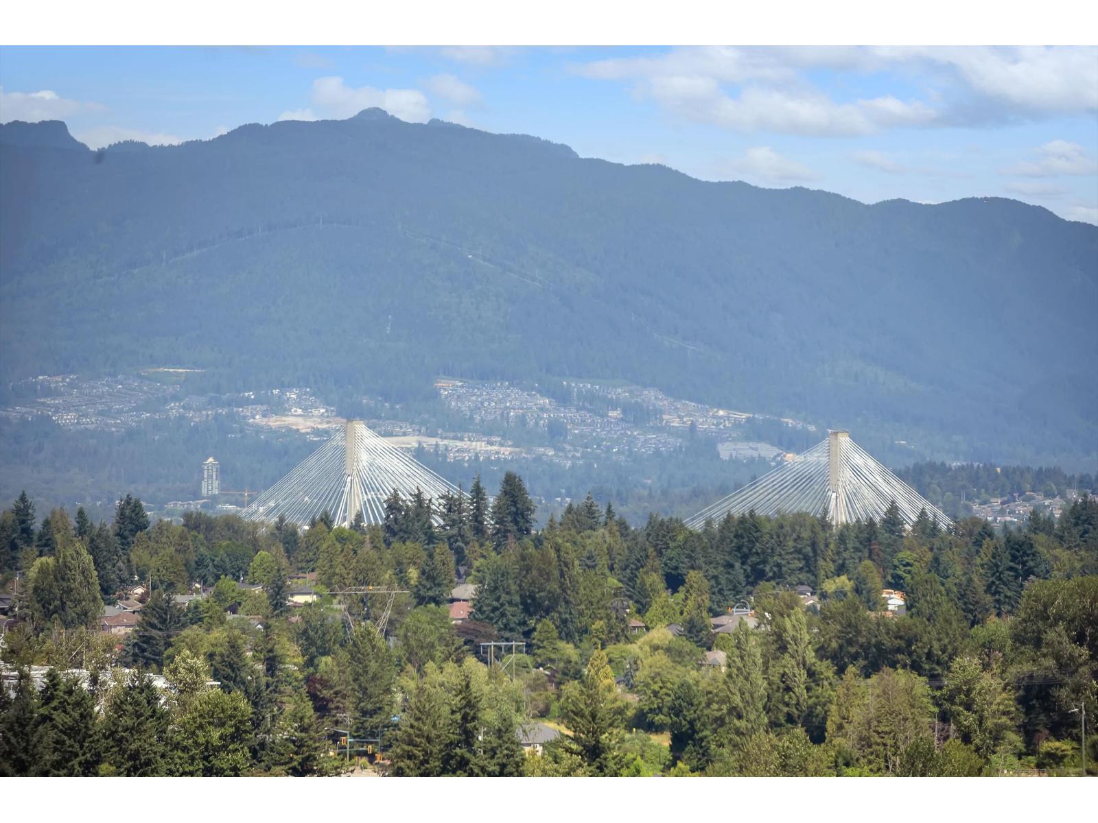 13696 100 #4508 Property Photo 3