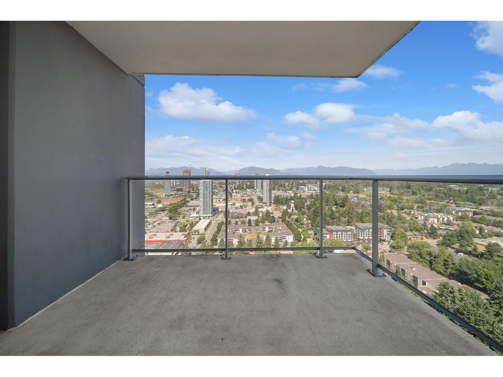 13696 100 #4508 Property Photo 5