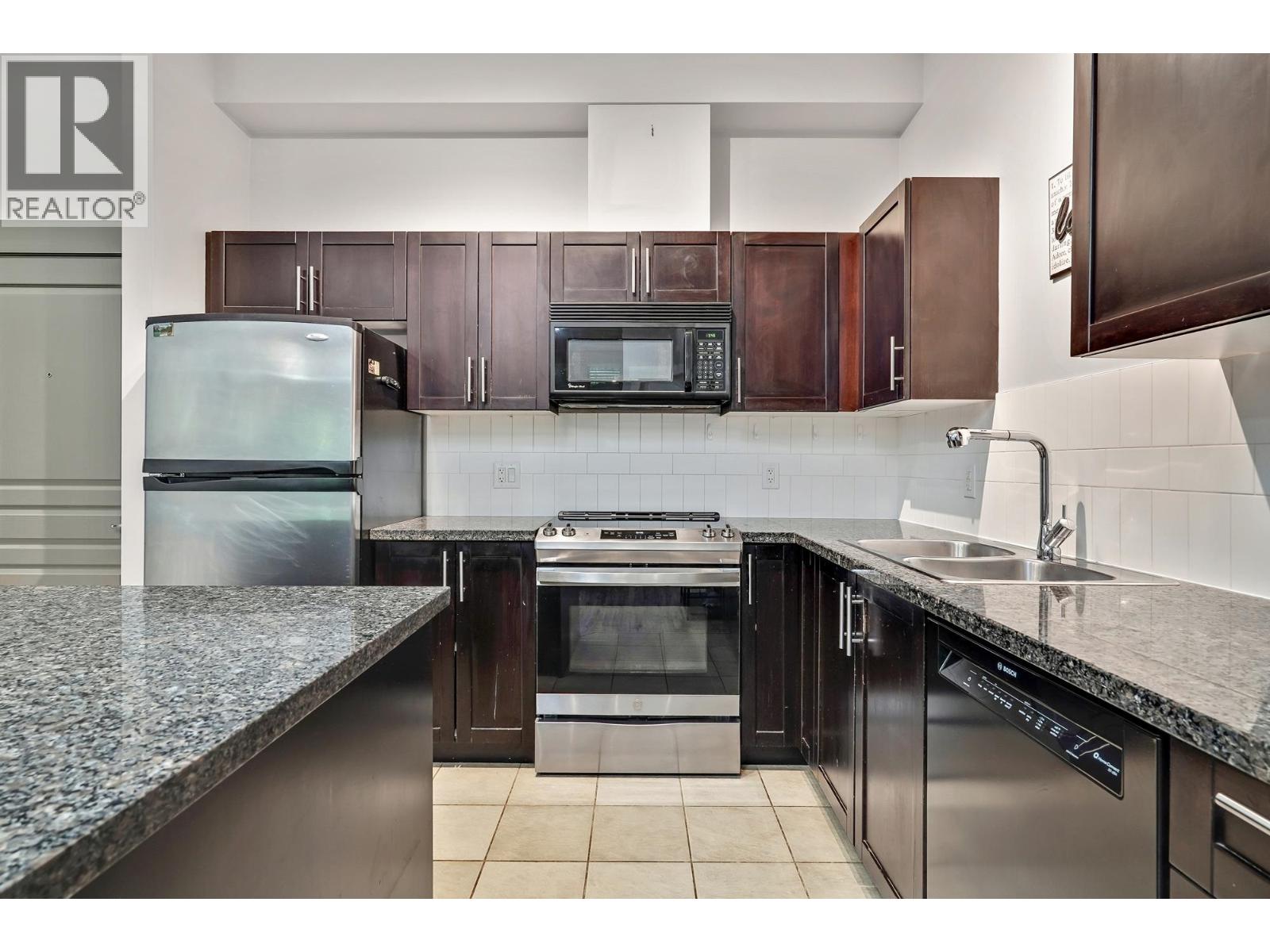 102 12283 224 Street Property Photo 1