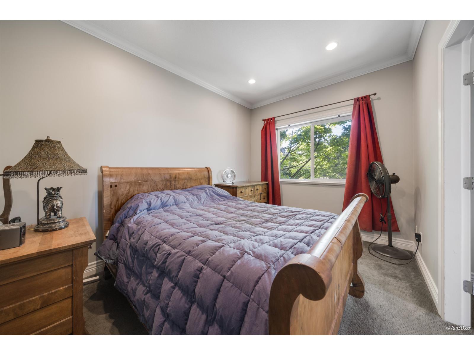 15210 29a Avenue Property Photo 15