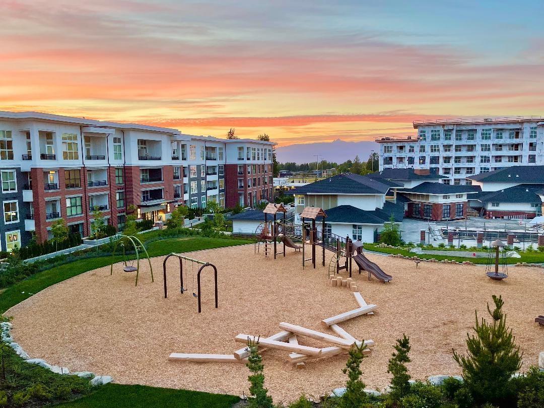 D321 8150 207 Street Property Photo 1