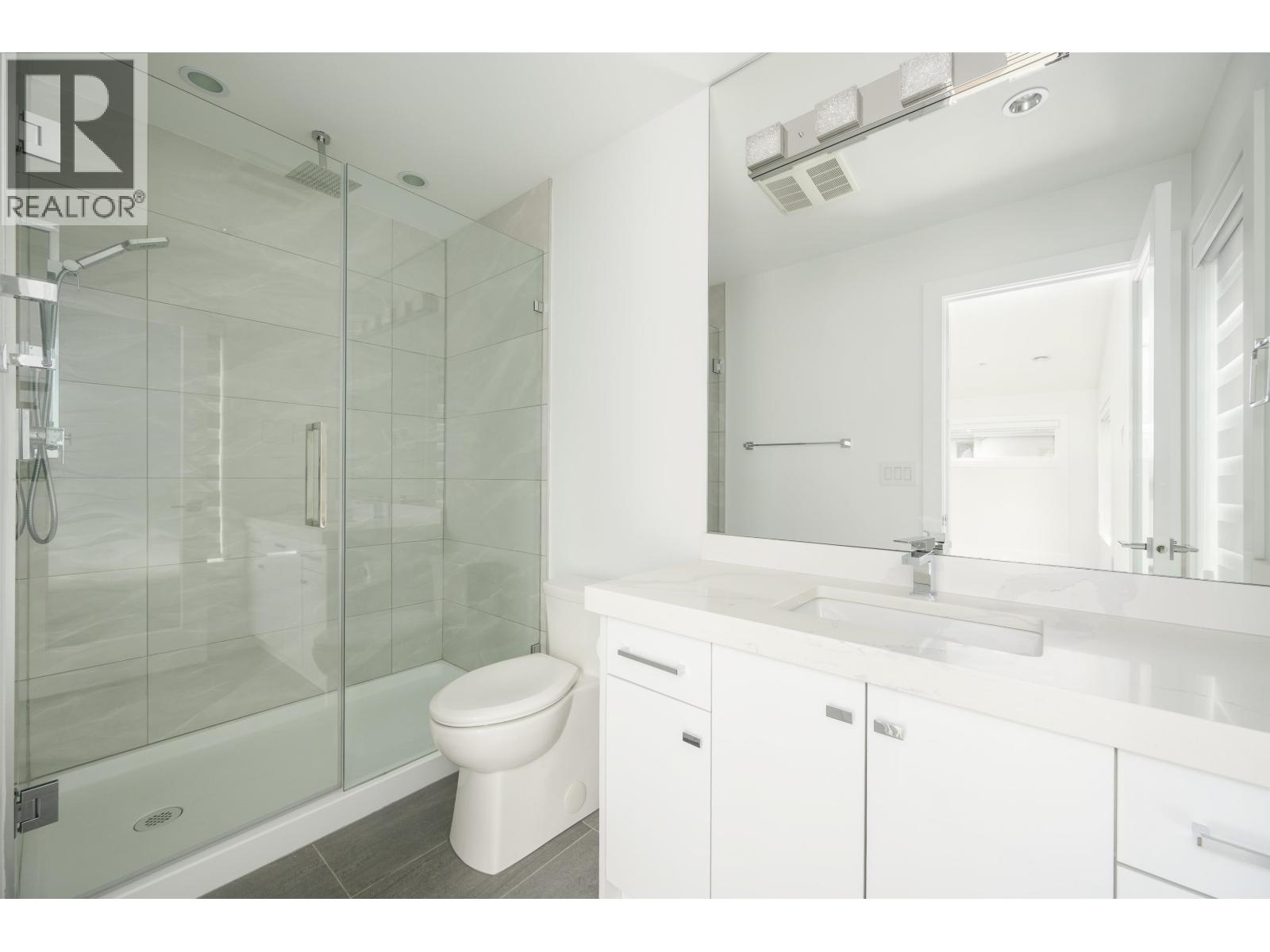 5477 15b Avenue Property Photo 26