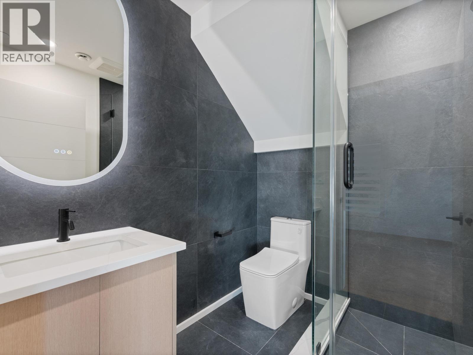 2111 East 46th Avenue Property Photo 39