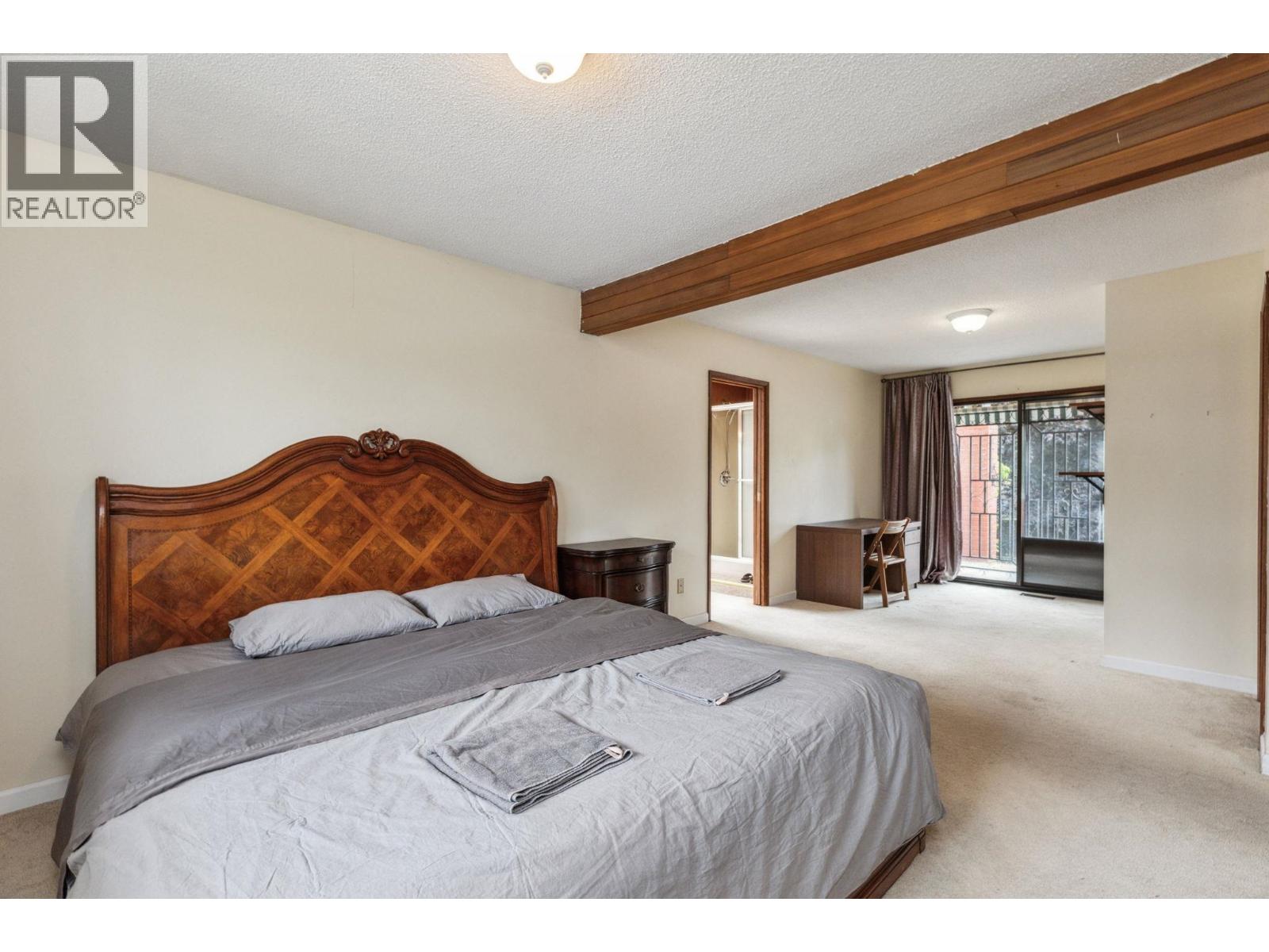 4523 King Edward Place Property Photo 19
