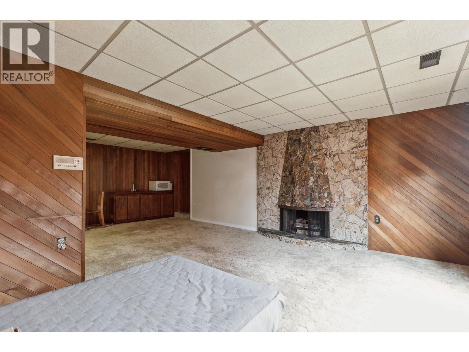 4523 King Edward Place Property Photo 26