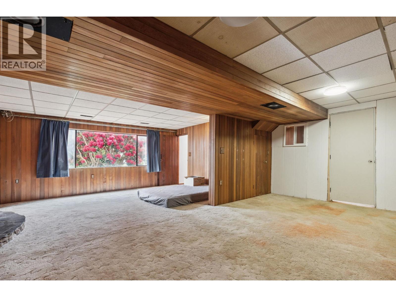 4523 King Edward Place Property Photo 27