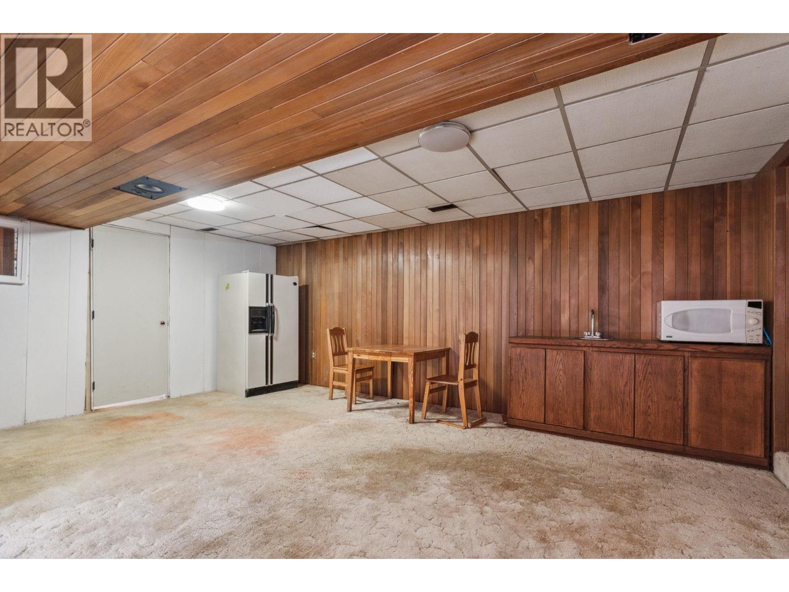 4523 King Edward Place Property Photo 28