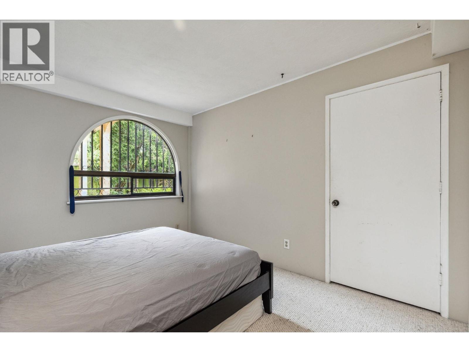 4523 King Edward Place Property Photo 29