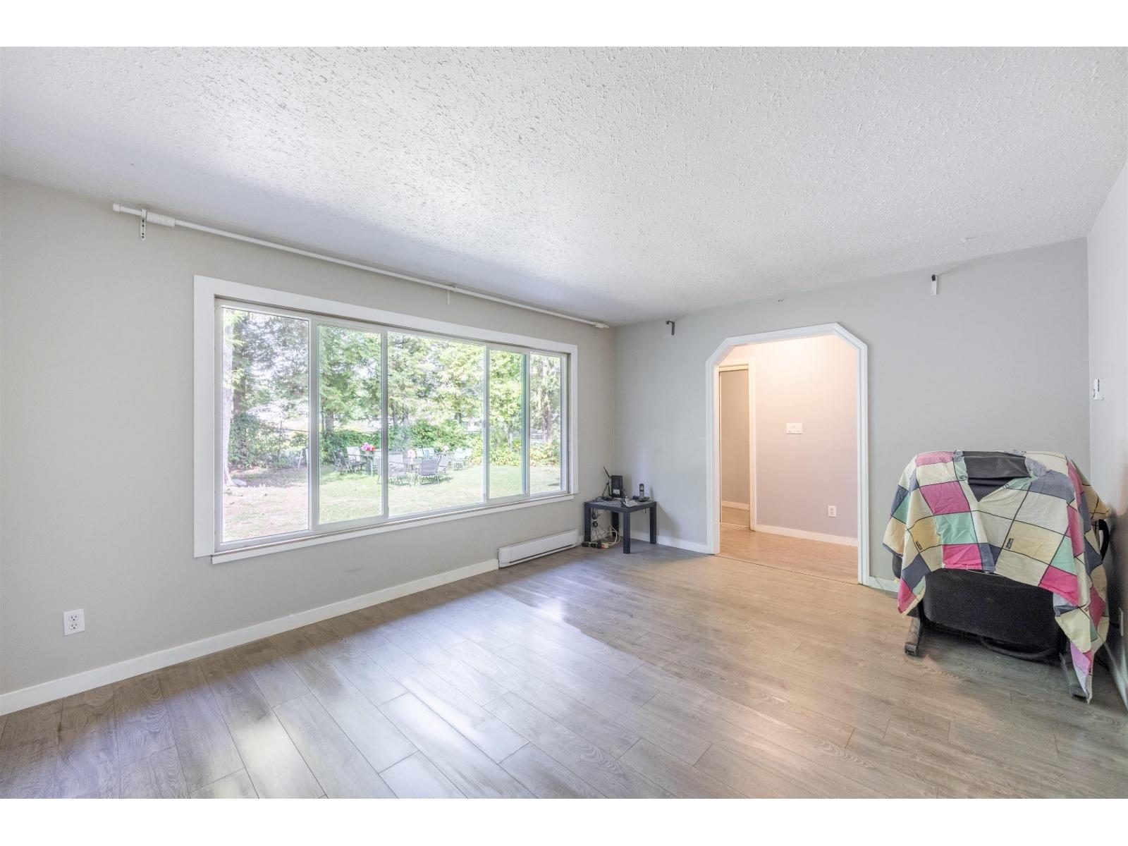 13842 Spratt Road Property Photo 7