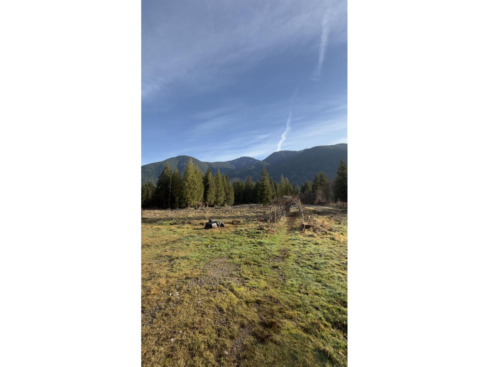 13842 Spratt Road Property Photo 18