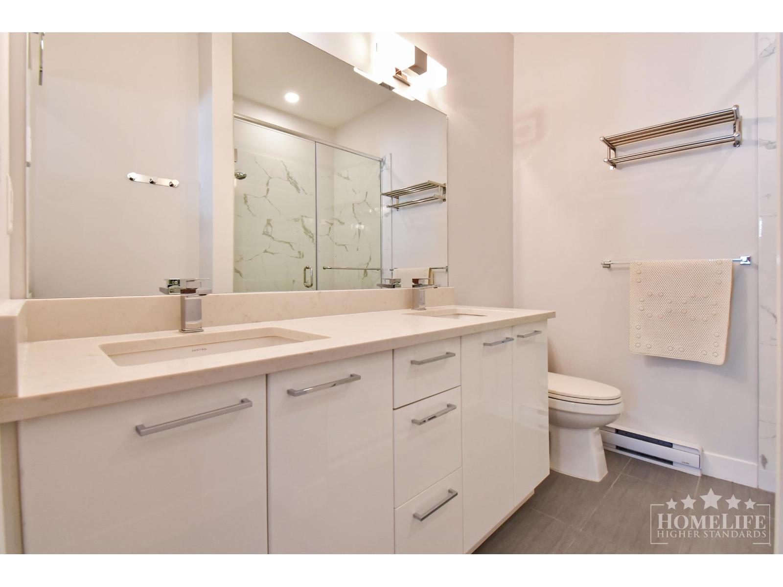 19940 Brydon #407 Property Photo 9