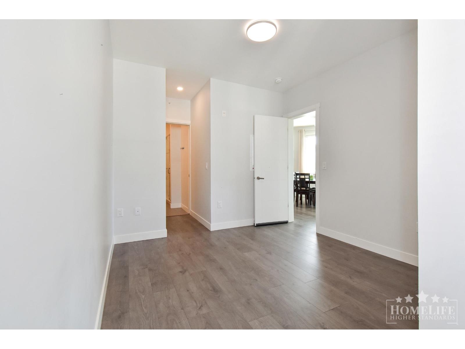 19940 Brydon #407 Property Photo 11