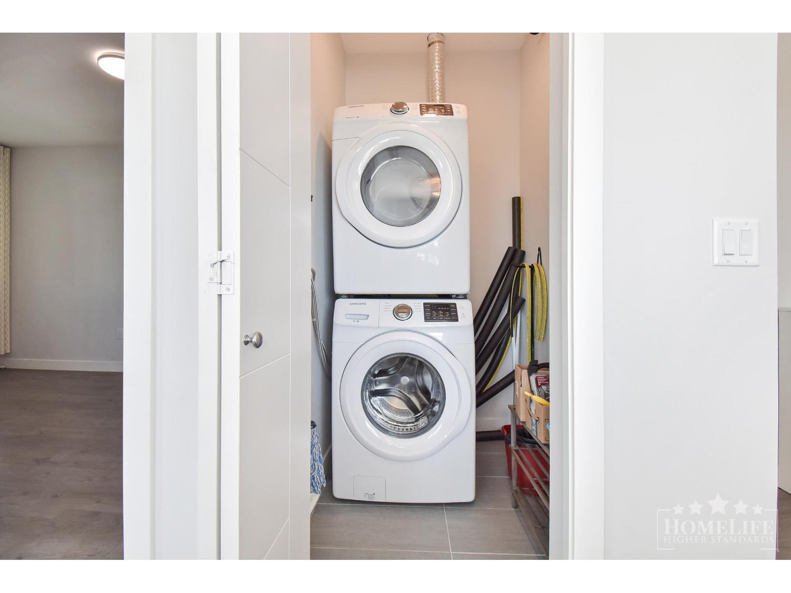 19940 Brydon #407 Property Photo 15