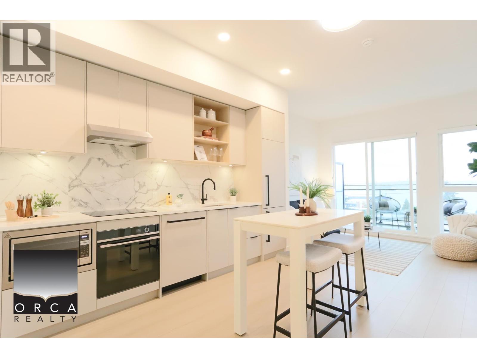 505 422 E 3rd Street Property Photo 1