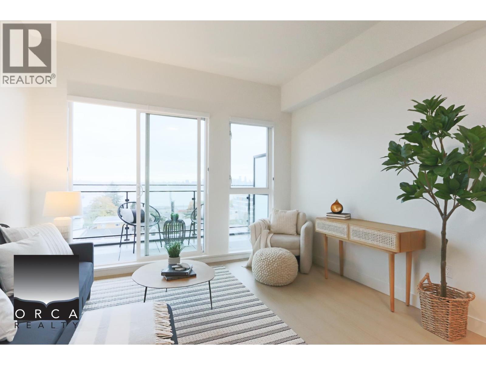 505 422 E 3rd Street Property Photo 9