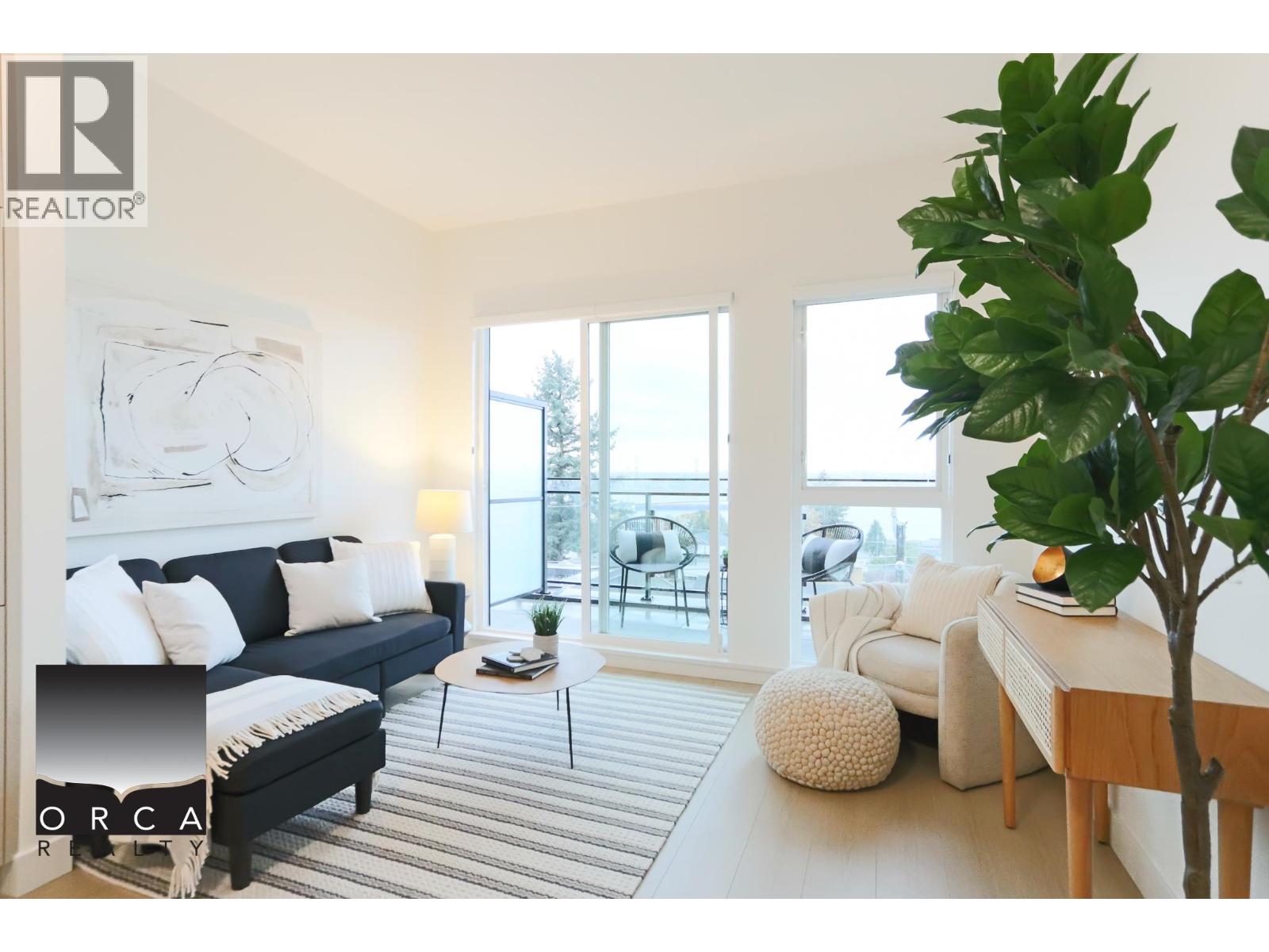 505 422 E 3rd Street Property Photo 18