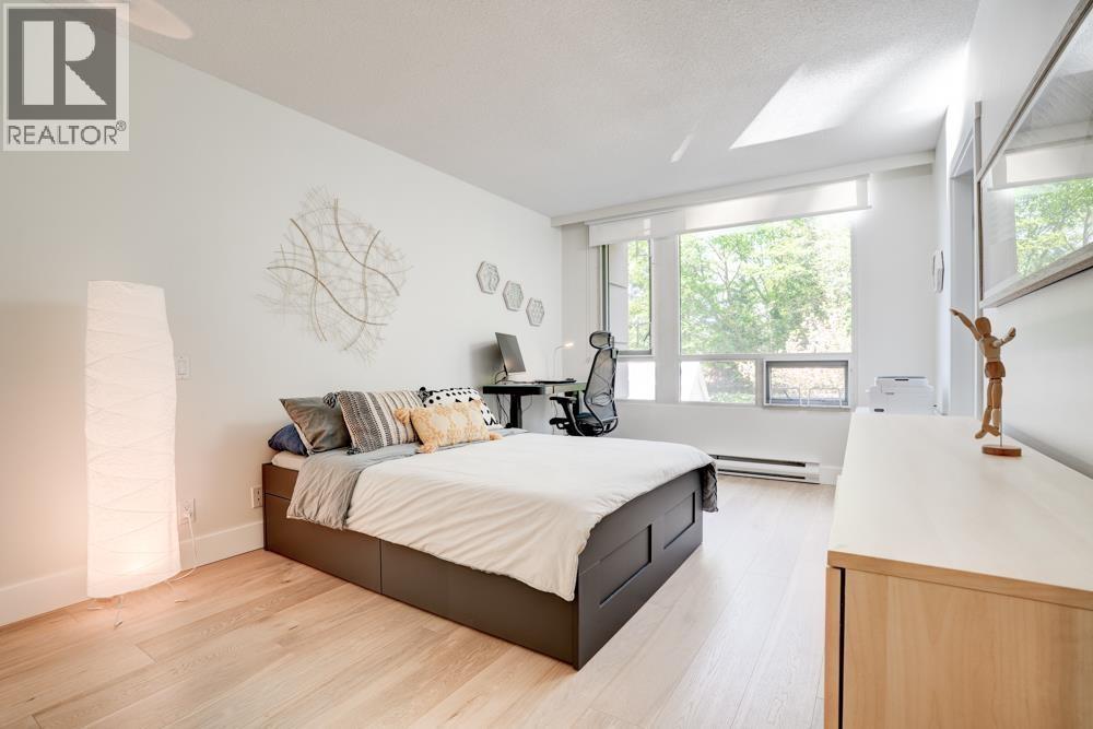 5775 Hampton Place #301 Property Photo 16