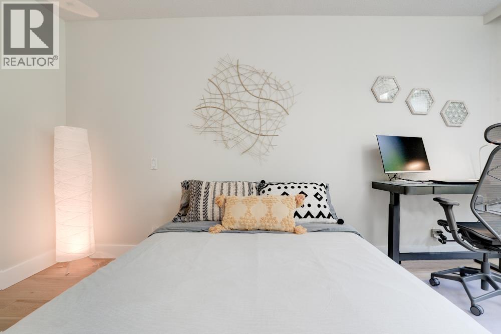 5775 Hampton Place #301 Property Photo 17