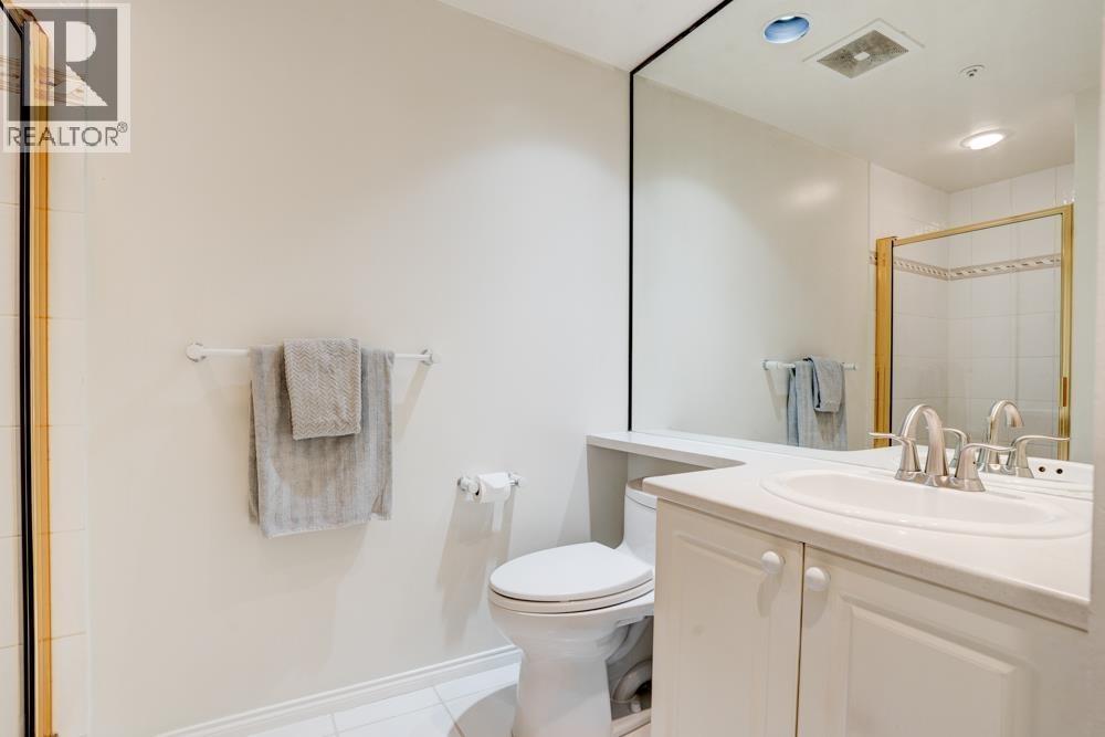 5775 Hampton Place #301 Property Photo 22