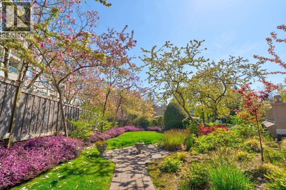 5775 Hampton Place #301 Property Photo 35