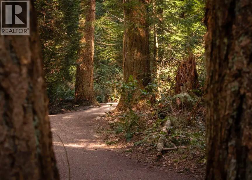 5775 Hampton Place #301 Property Photo 39