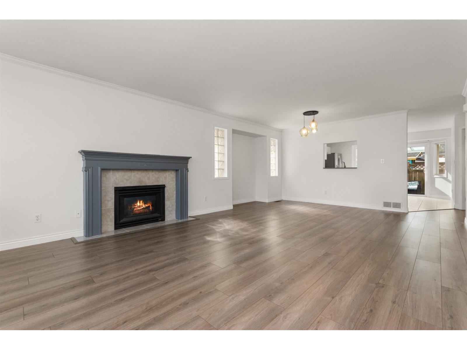 9 9420 Woodbine Street, Chilliwack Proper East Property Photo 2