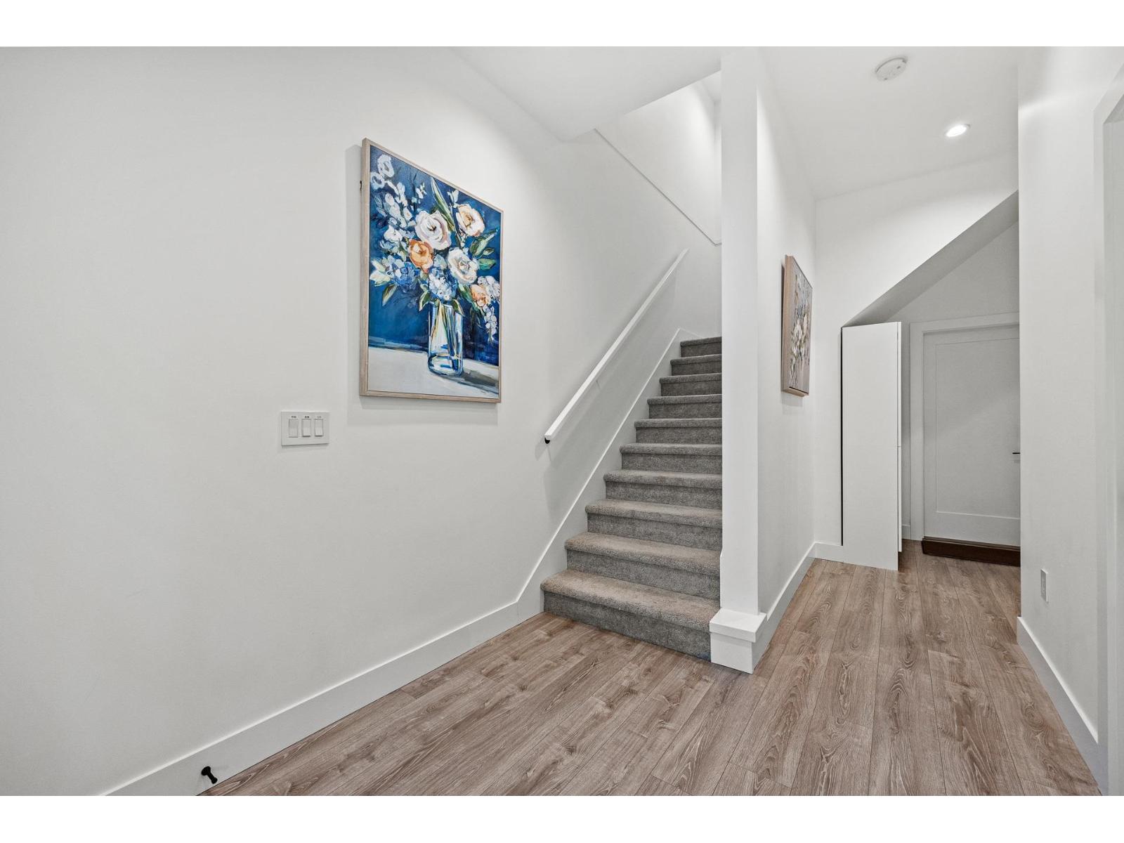 15030 28 #21 Property Photo 4