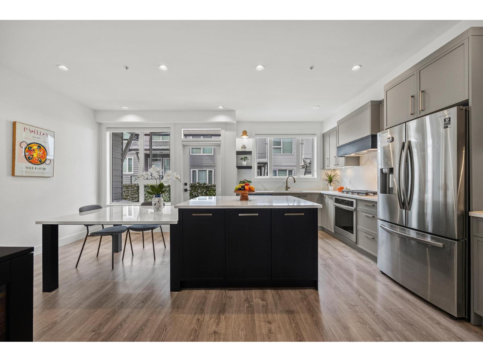 15030 28 #21 Property Photo 8