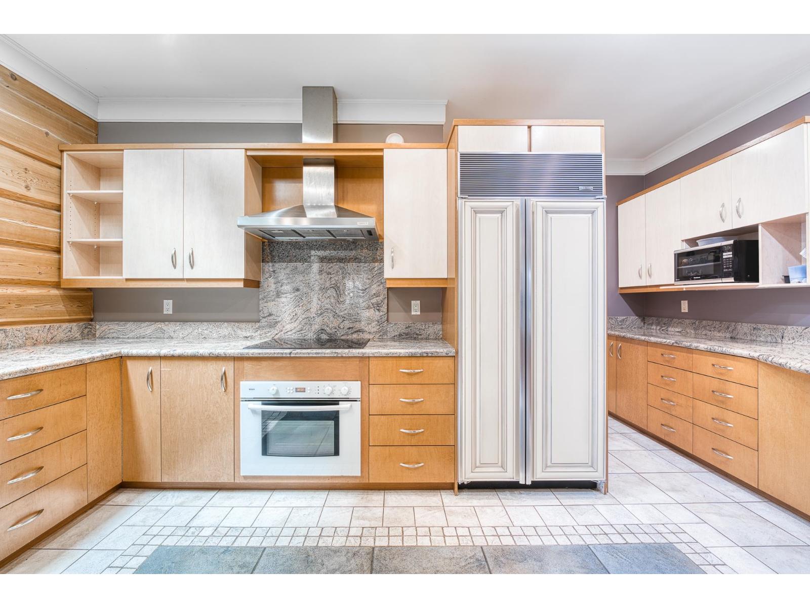 16354 30b Avenue Property Photo 14