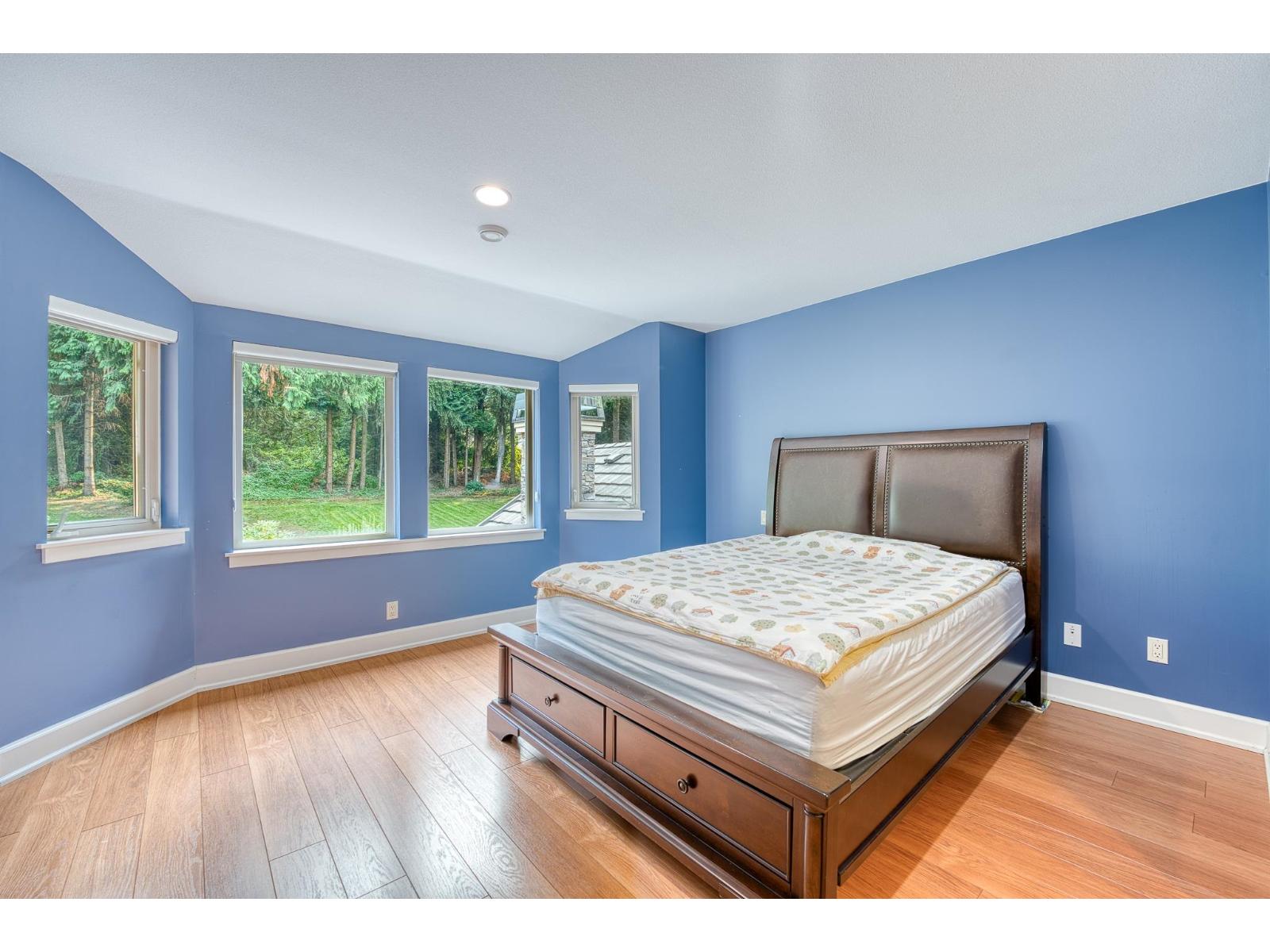 16354 30b Avenue Property Photo 29