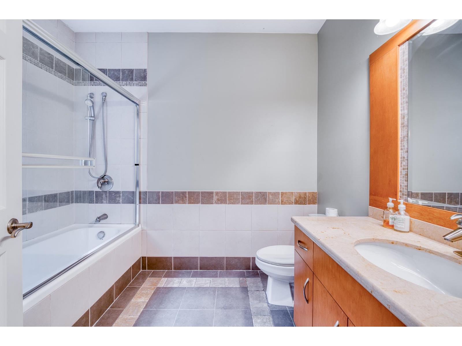 16354 30b Avenue Property Photo 31