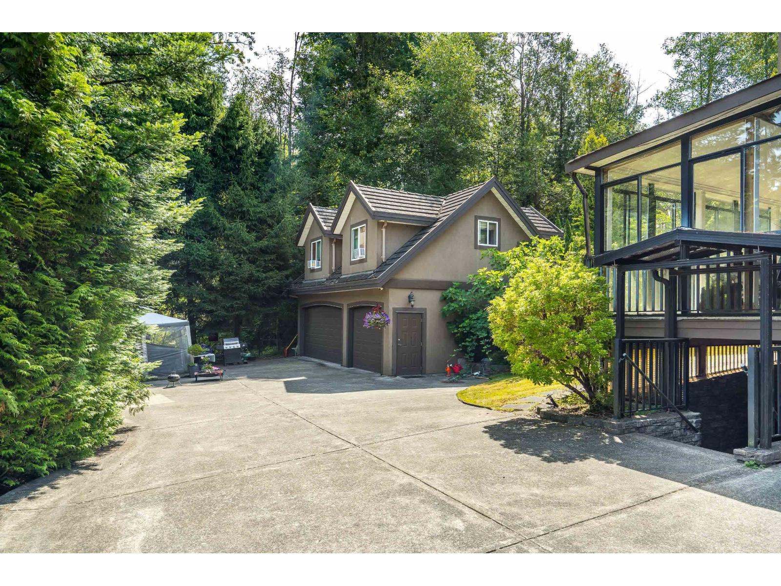 11324 161 Street Property Photo 40