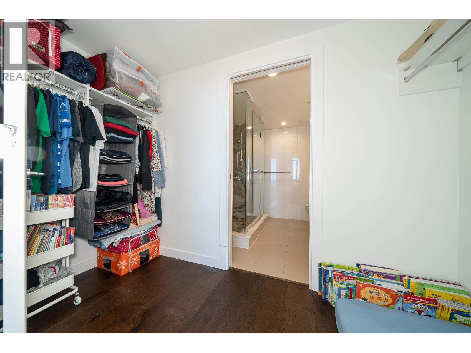 5629 Birney Avenue #2001 Property Photo 17