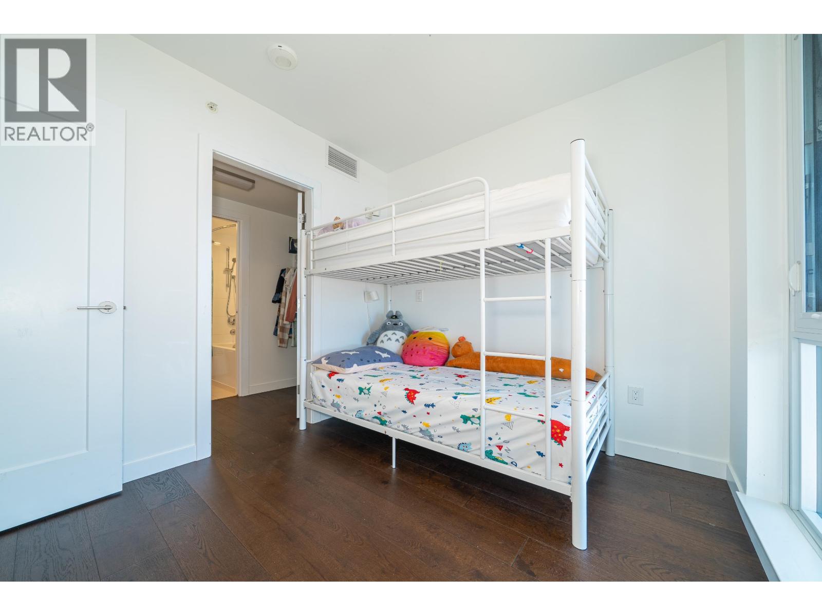 5629 Birney Avenue #2001 Property Photo 22